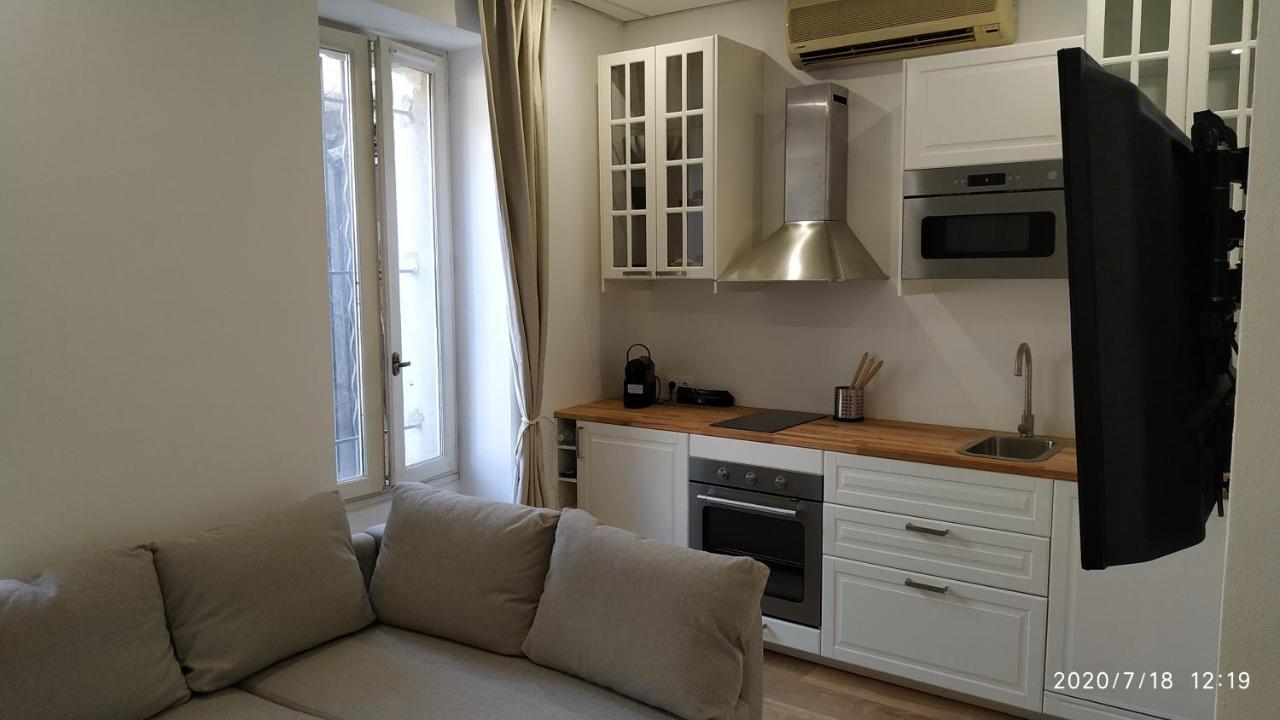 Studio Neuf Climatise Tout Equipe #3 Toulon Dış mekan fotoğraf