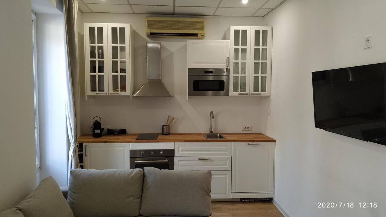 Studio Neuf Climatise Tout Equipe #3 Toulon Dış mekan fotoğraf